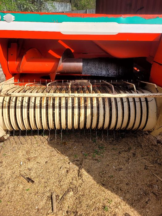 Пресс-подборщик Sipma 224/2, привозной.