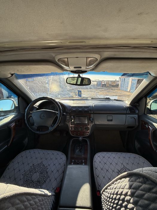 Mercedes-Benz ML 320