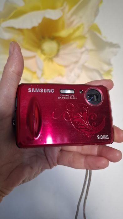 Компактен дигитален фотоапарат Samsung PL10