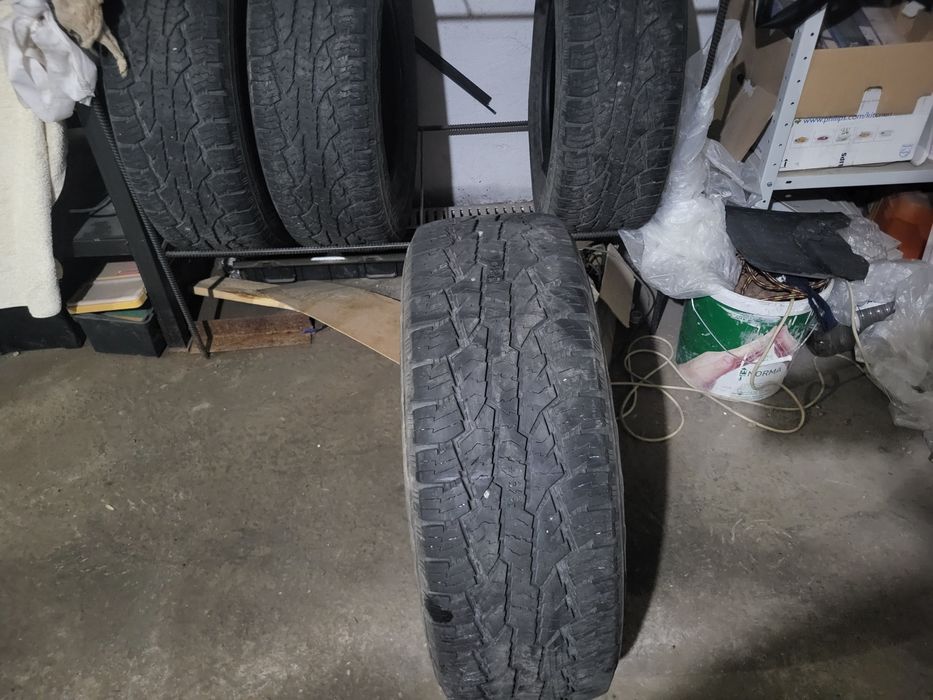 Продам шины 265/65/17