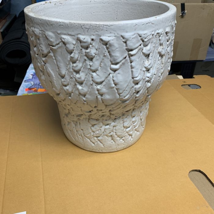 Продавам голяма керамична ваза