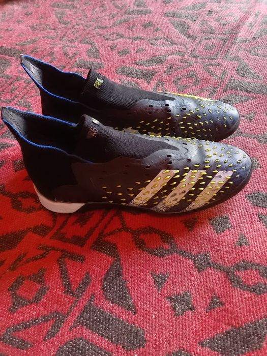 Сороконожки addidas predator