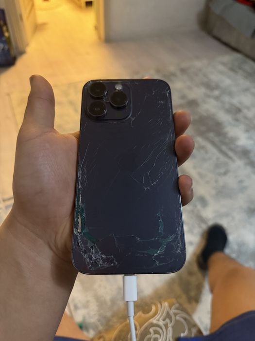 Продаю айфон 14 про макс