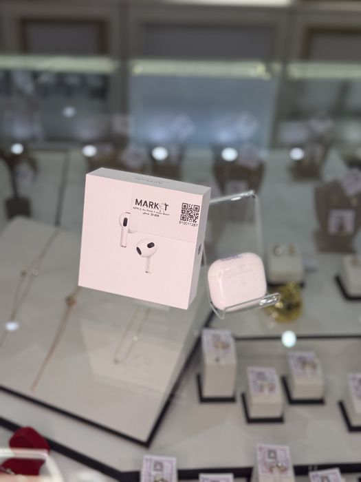 Наушники Apple AirPods Series 3