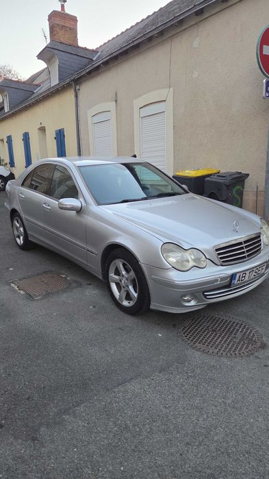 De Vanzare Mercedes-Benz C220 IMPECABIL!!!