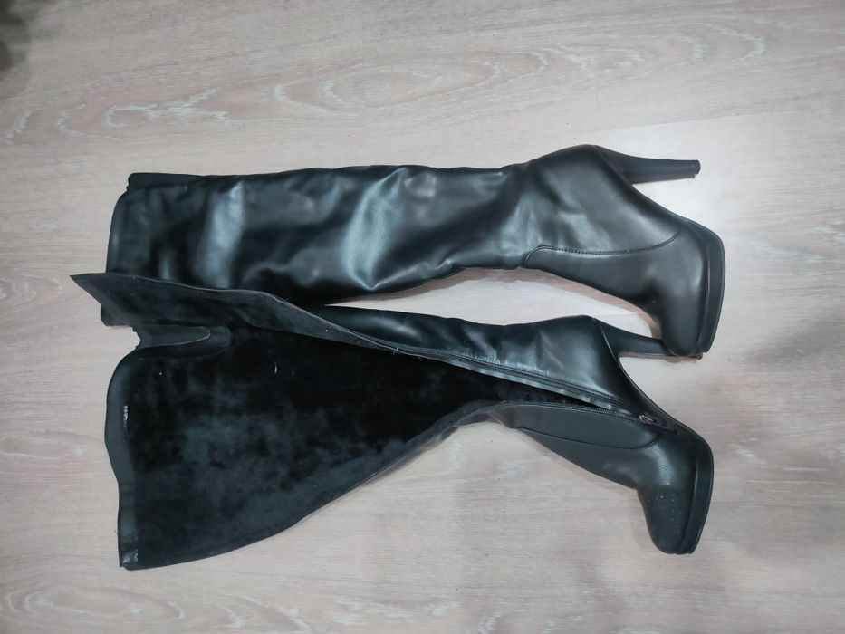 Женские сапоги длинные