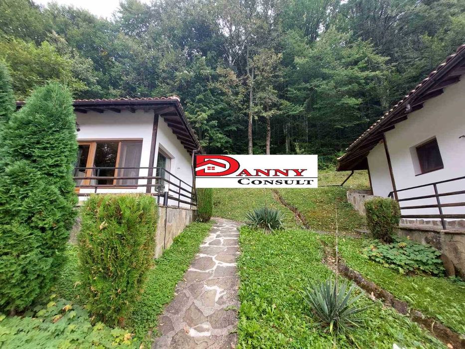 Комплекс от къщи за гости в Троянския балкан