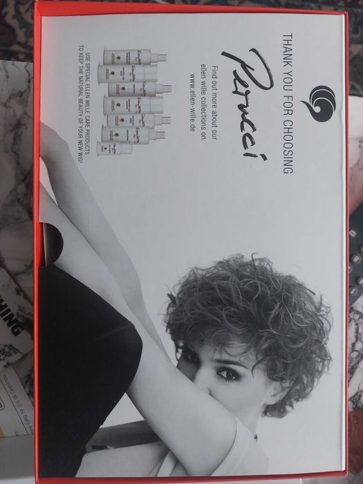 Perucă păr blond, folosită puțin