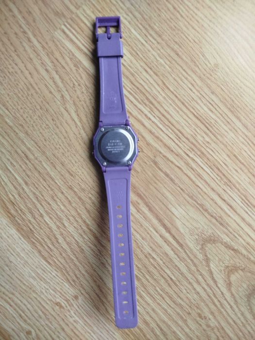 Casio ceas Casio F-91W digital cu alarmă, dată, lumină