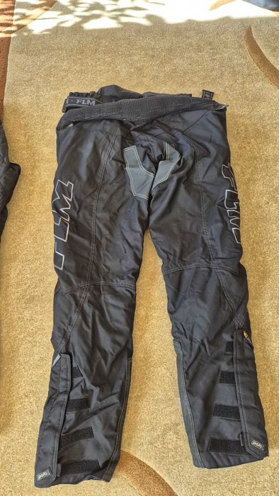 Pantaloni moto FLM