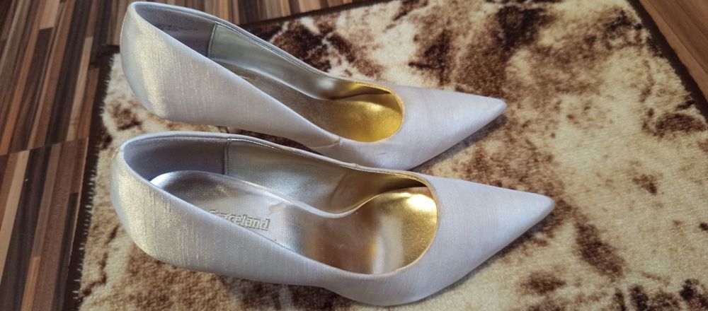 Дамски кокетни обувки