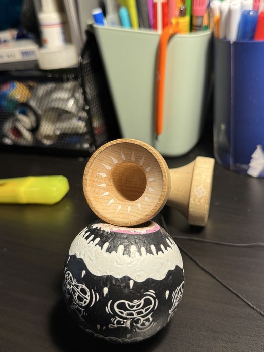 Kendama USA KUSA X GHOST TOWN COLLAB ! Editie Limitata !