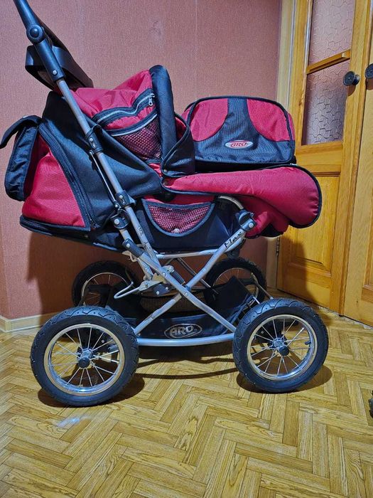 Детская коляска "ARO"