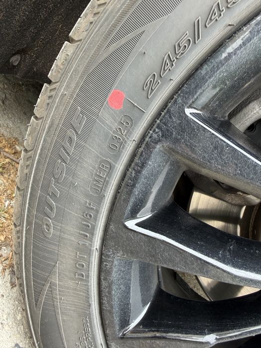 BMW 18 оригинални джанти с гуми