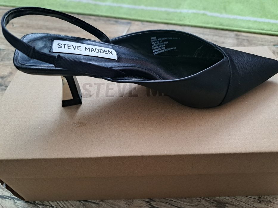 Sandale inchise in față STEVE MADDEN