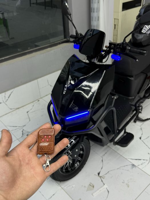 Skuter,moped 4000w