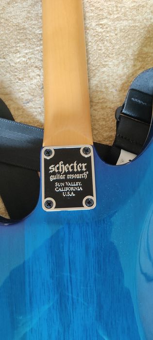 Shecter omen extreme
Шахтёр omen extreme 
Diamond series 
Прив
