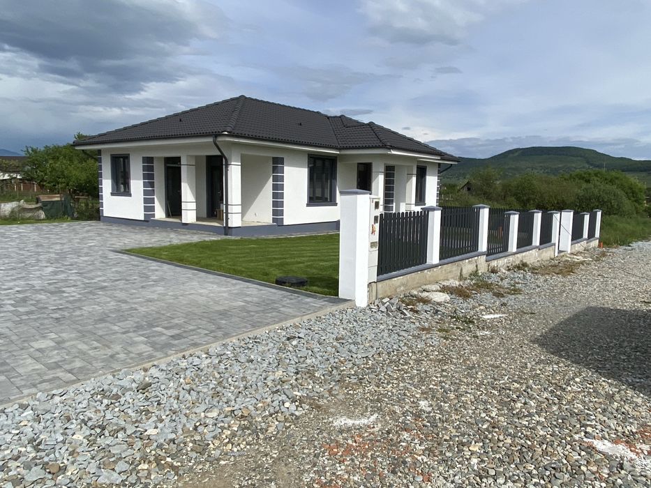 Casa de vanzare