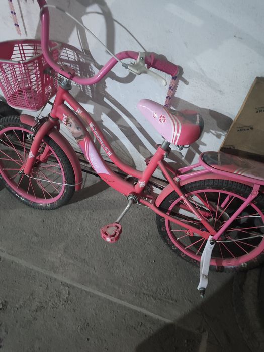 Продам велосипед детский почти новый для девочек