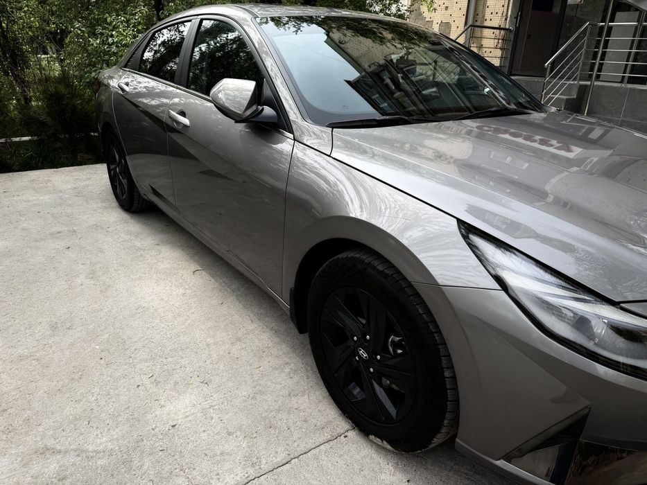 Hyunday Elantra 2022 года