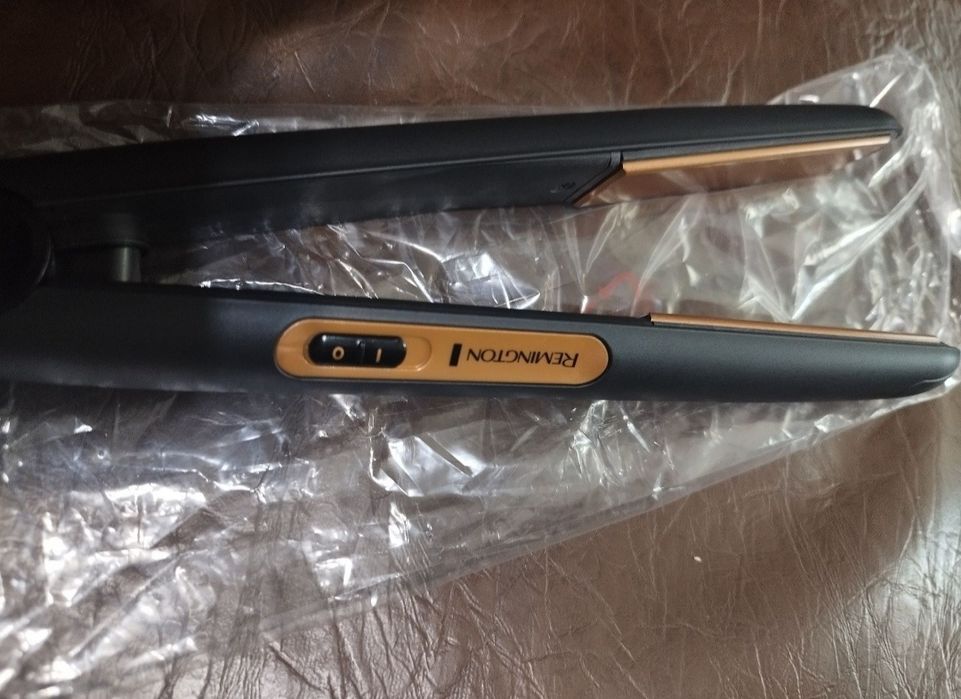 Керамична преса за коса REMINGTON S-1450