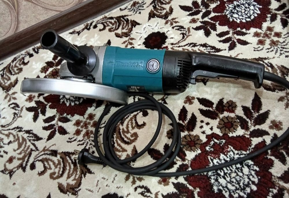 Котта болгарка Makita 9069 Y японя оригинал