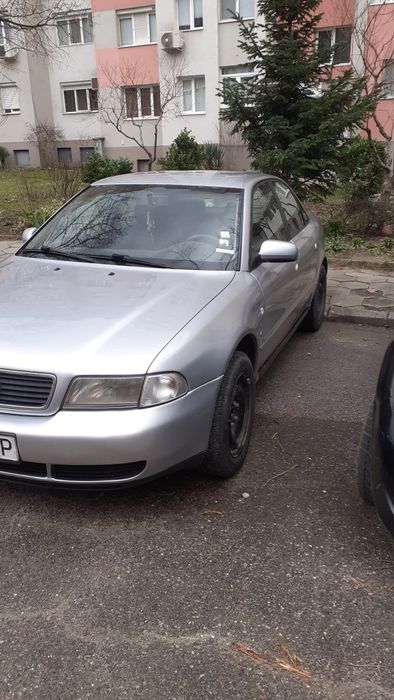 Ауди а4б5 1.8 125 кс. 1997г.