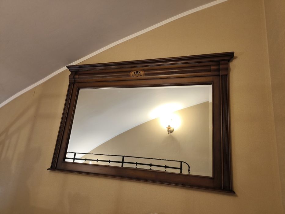 Голямо огледало 148 / 95