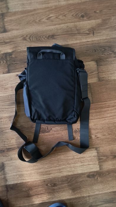 Продавам чанта за през рамо