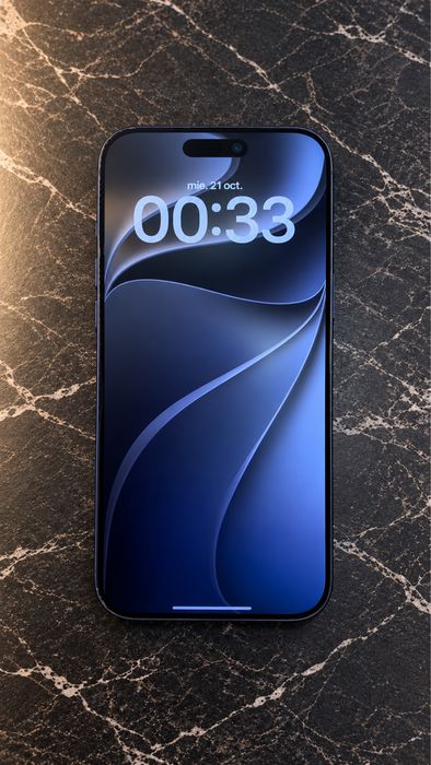 iPhone 17 Pro Max 256GB Deep Blue | Baterie 93% |