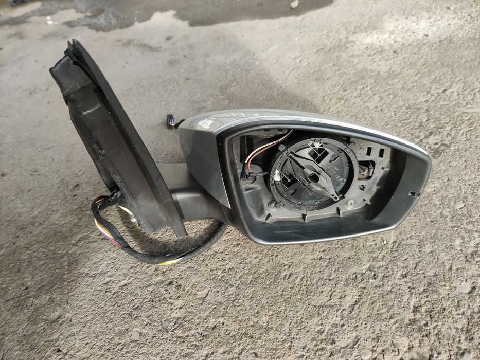 Oglinda dreapta fata 6 fire Vw Volkswagen Polo 6R 2009-2017 Cod 6R0857934B