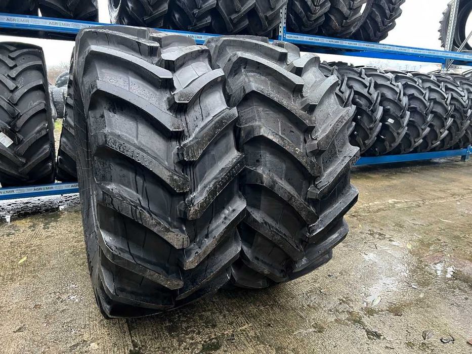 Anvelope radiale noi 600/65 R28 pentru tractor fata John Deere