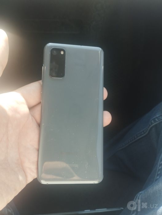 Продам Samsung s 20