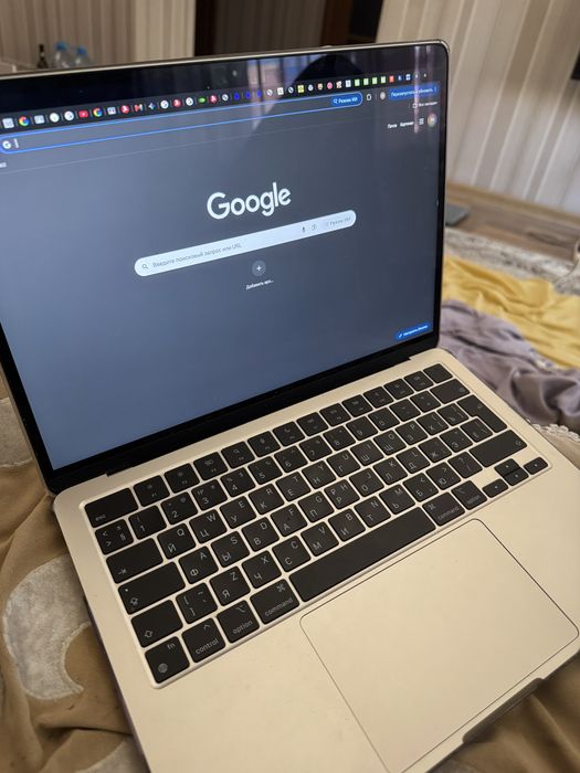 Продаю Macbook m2