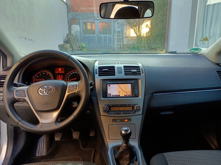 Toyota Avensis t27 1.8 valvematic.Euro5.2011