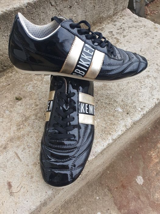 Adidasi fotbal,nike jordan