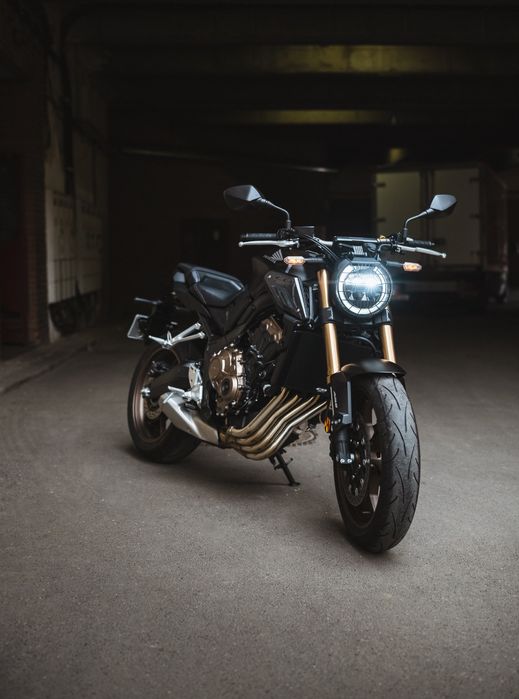 Honda CB 650R Neo Cafe Racer Targu-Mures • OLX.ro