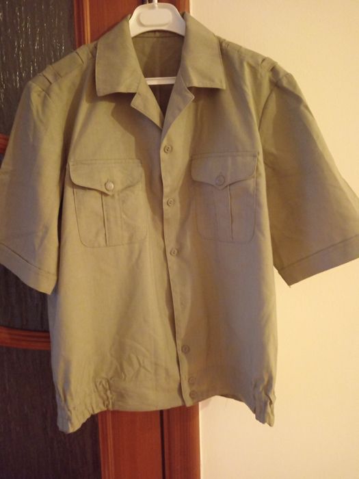 Военные рубашки разного цвета