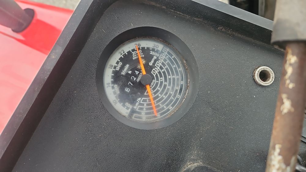 Tractor Case Internațional 745 XL