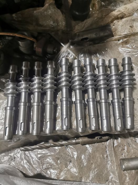 Токарные работы, фрезерные работы.