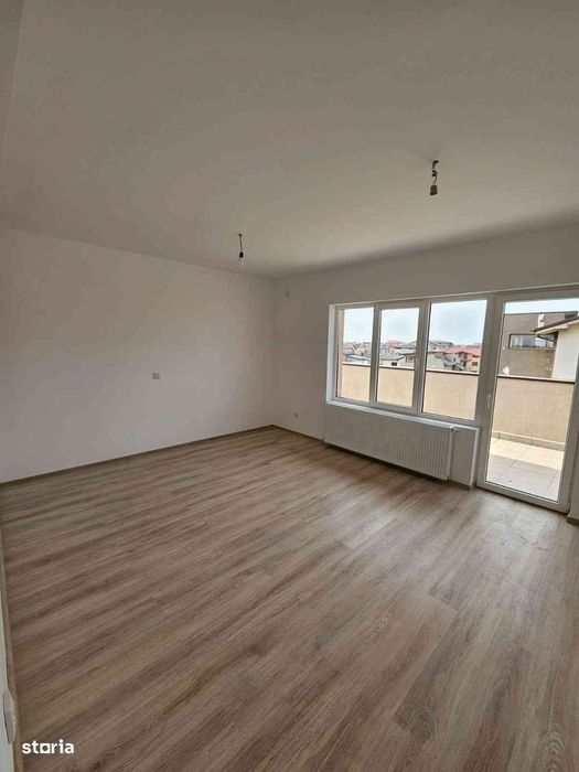 Apartament 2 camere, terasă, gata de utilizare — fotografia 1