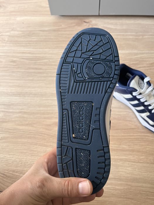 Детски кецове adidas 35 1/2
