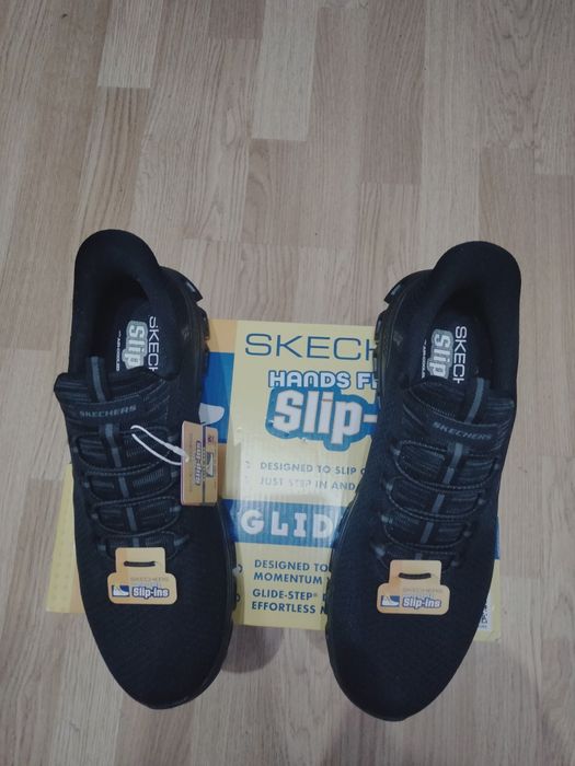 Adidași Skechers noi, originali, cutie, 45