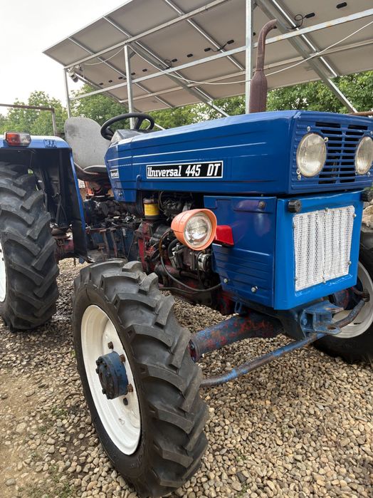 Tractor UTB 445 DT 4x4