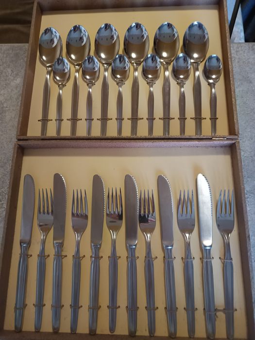 Прибори за хранене