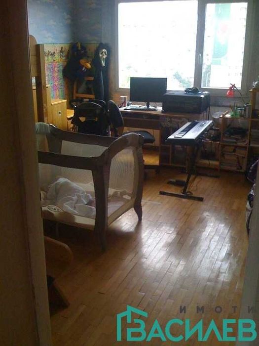 Продава 3-СТАЕН град София, Център