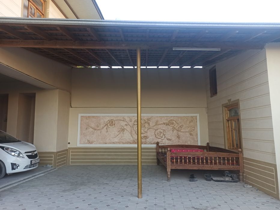 Ховли, Уй сотилади