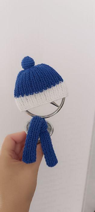 Шапочки на знач Мерседес