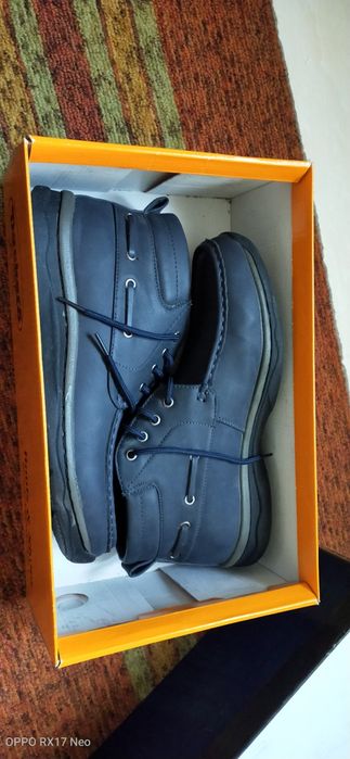 Срочно. Продам. Ботинки