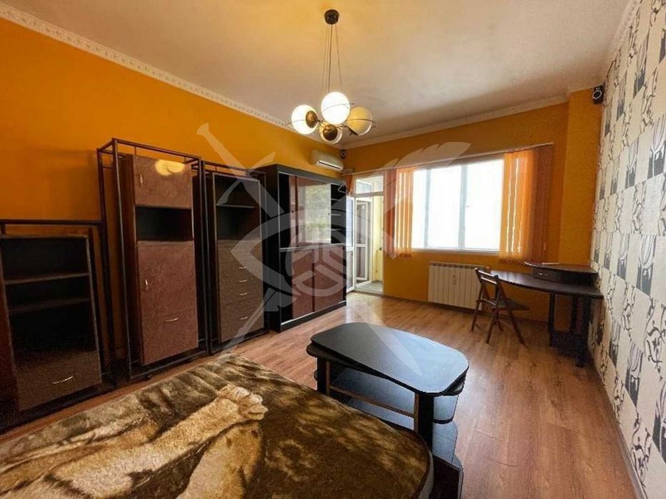 Дава се под наем Четиристаен апартамент в София, Център - 130 кв.м за 847.62 € - Снимка #3